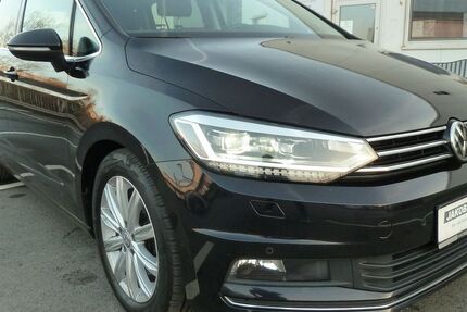 VW Touran 114.000 km 21.900 &euro; Duisburg 47269