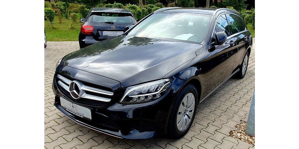 Mercedes-Benz C 200 143.221 km 18.510 &euro; Wachtendonk 47669