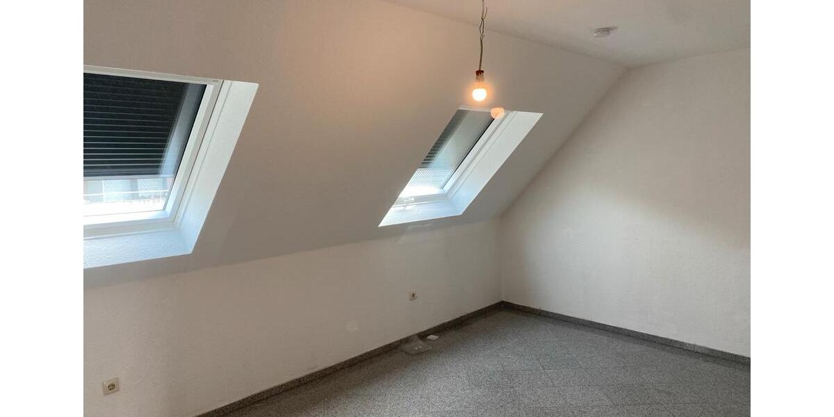 Etagenwohnung Krefeld Dießem - 2 Zimmer, 65 m&sup2;, 675&euro; | Angebot:26415685
