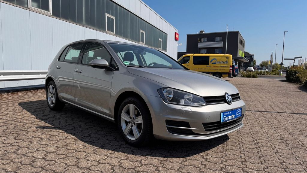 VW Golf 83.000 km 8.490 &euro; Moers 47441