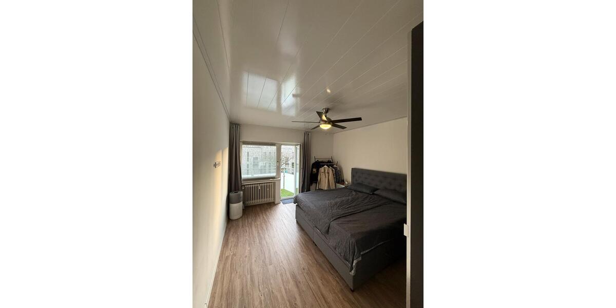 Etagenwohnung Düsseldorf Niederkassel - 2.5 Zimmer, 69 m&sup2;, 2.000&euro; | Angebot:26650158