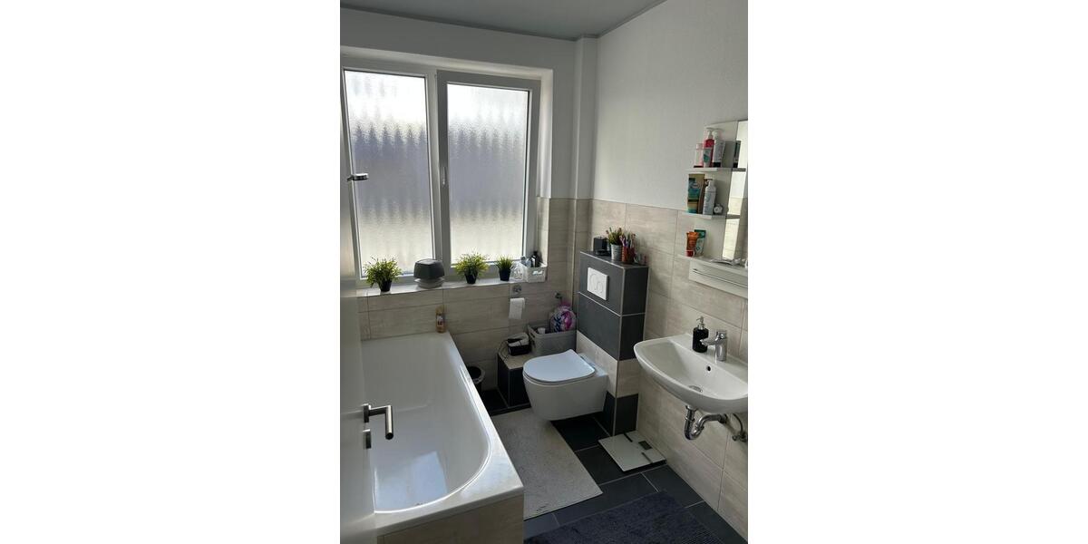 Etagenwohnung Xanten - 4 Zimmer, 110 m&sup2;, 1.100&euro; | Angebot:26704989