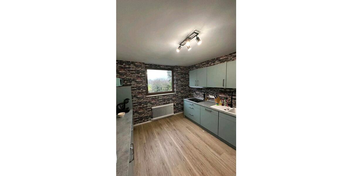 Dachgeschoßwohnung Grefrath - 990&euro; | Angebot:25931881