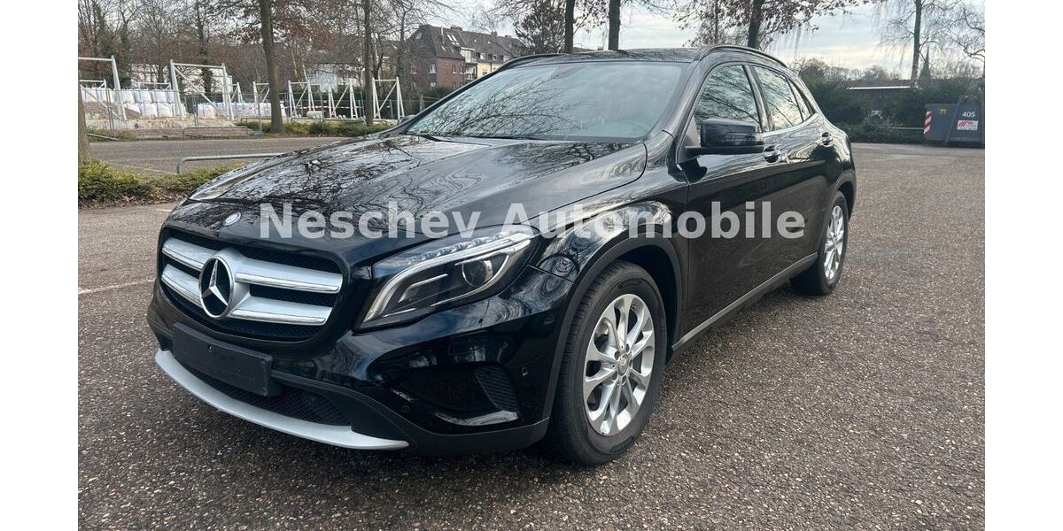 Mercedes-Benz GLA 200 143.160 km 12.500 &euro; Krefeld 47805