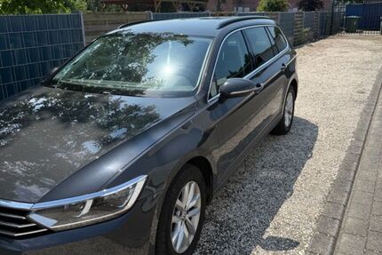 VW Passat 281.000 km 8.999 &euro; kevelaer 47623
