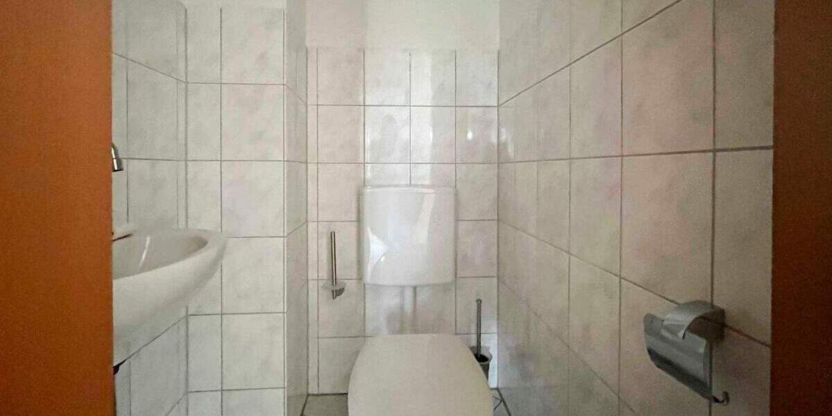 Etagenwohnung Dinslaken Bruch - 6 Zimmer, 152 m&sup2;, 311.000&euro; | Angebot:25735598