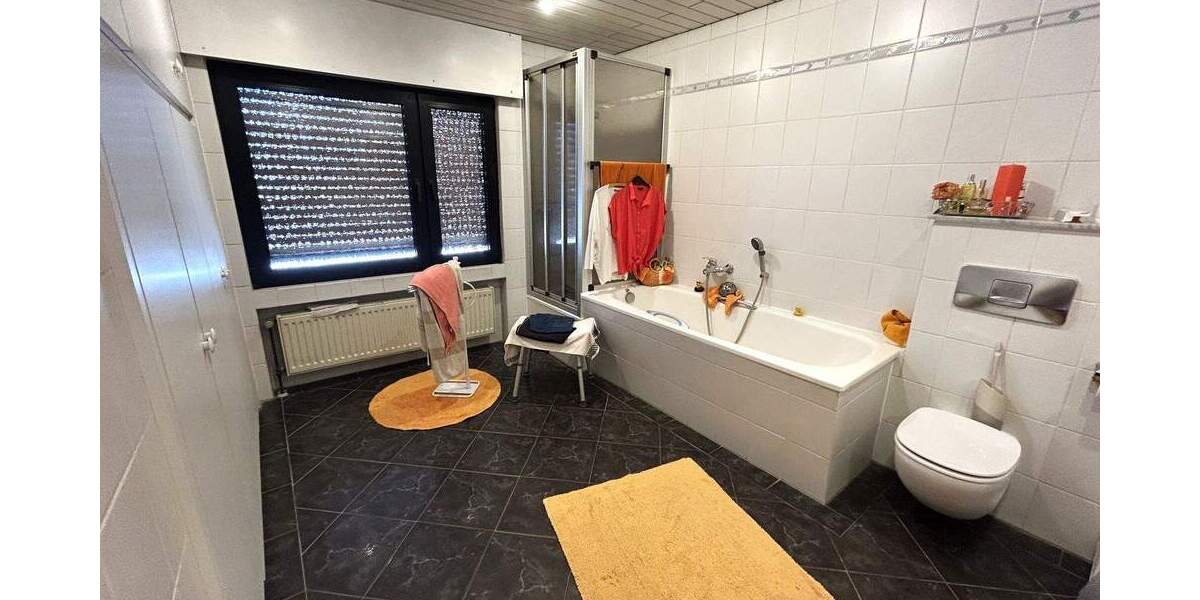 Doppelhaushälfte Duisburg Bergheim - 4 Zimmer, 130 m&sup2;, 419.000&euro; | Angebot:25686064