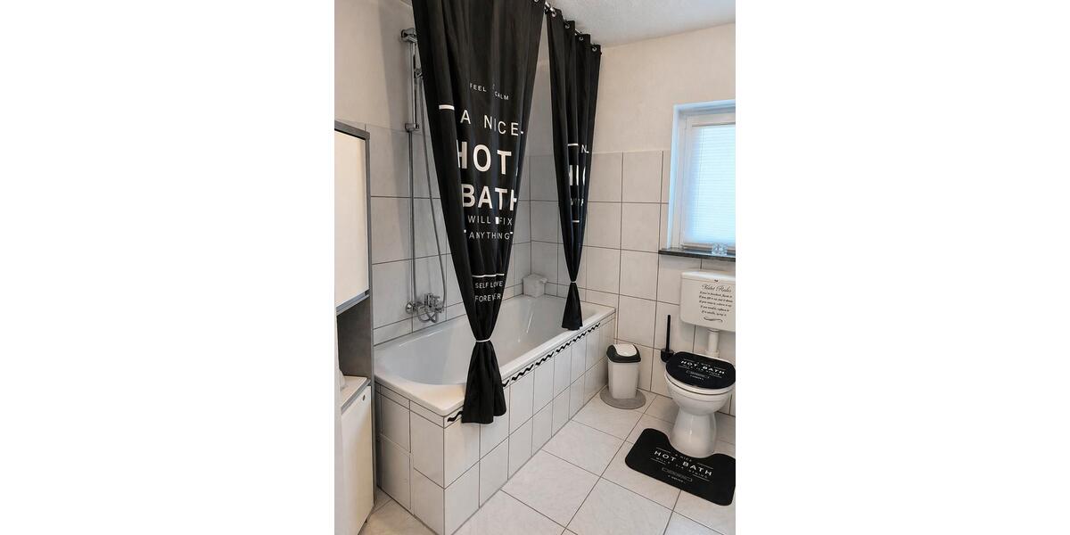 Dachgeschoßwohnung Krefeld Cracau - 2 Zimmer, 63 m&sup2;, 530&euro; | Angebot:26279255