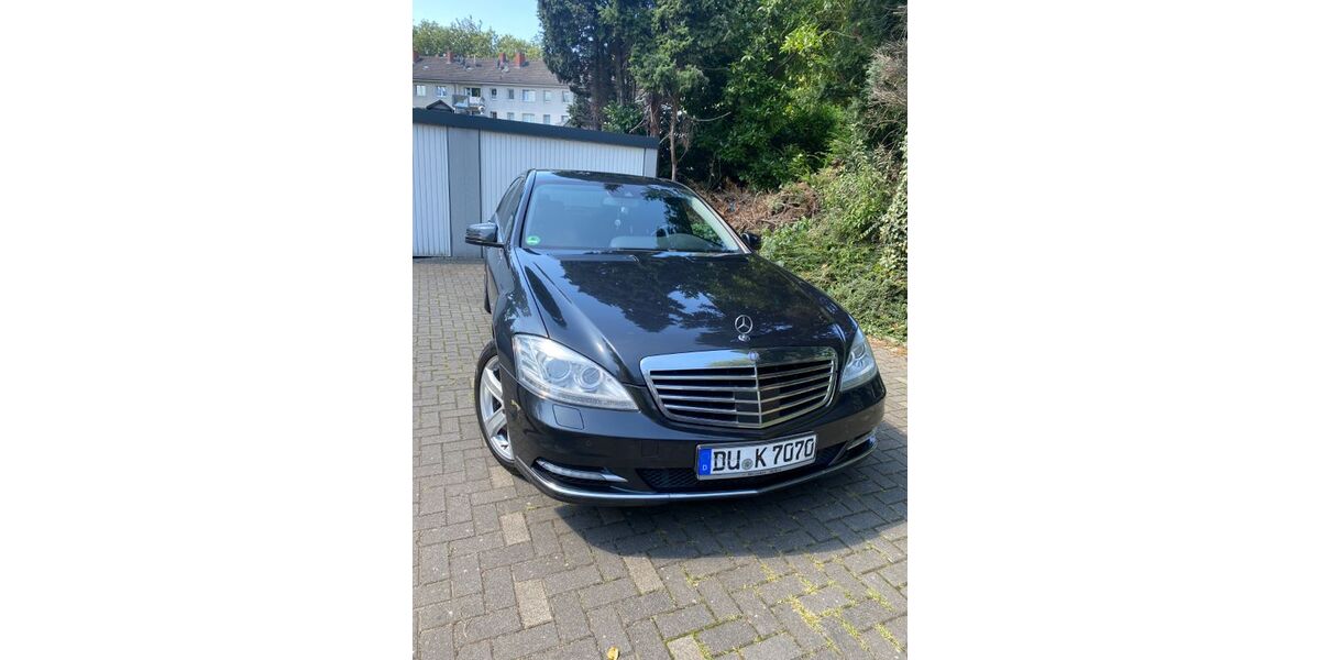 Mercedes-Benz S 350 270.000 km 15.900 &euro; Duisburg 47226