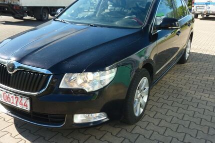 Skoda Superb 245.000 km 2.999 &euro; Essen 45144