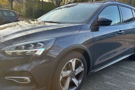 Ford Focus 61.000 km 17.500 &euro; Kaarst 41564