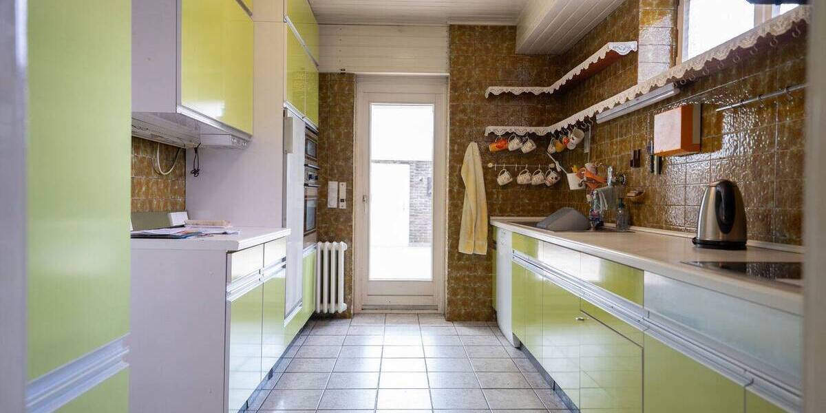 Einfamilienhaus Krefeld / Bockum Bockum - 8 Zimmer, 263 m&sup2;, 879.000&euro; | Angebot:25740507