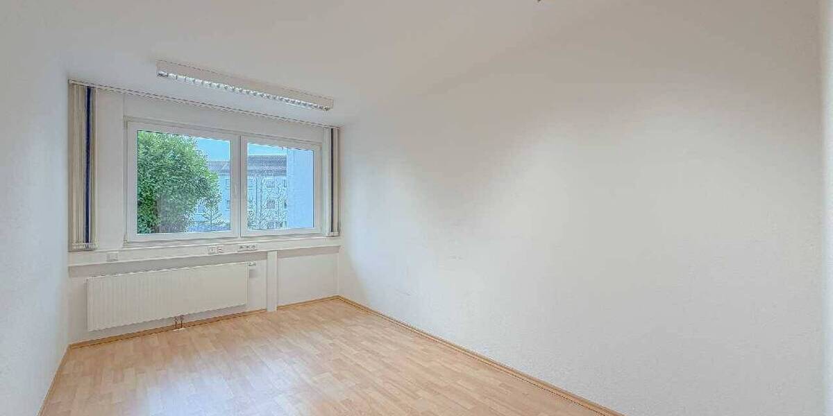 Gewerbeobjekt Ratingen Zentrum - 5 Zimmer, 94 m&sup2;, 1.080&euro; | Angebot:26343716