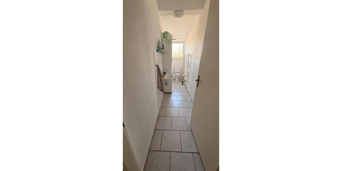 Dachgeschoßwohnung Duisburg Huckingen - 2 Zimmer, 58 m&sup2;, 865&euro; | Angebot:26532663