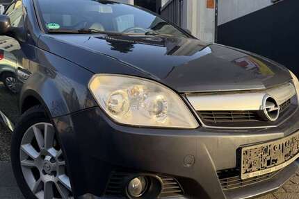 Opel Tigra 150.000 km 2.990 &euro; Duisburg 47059