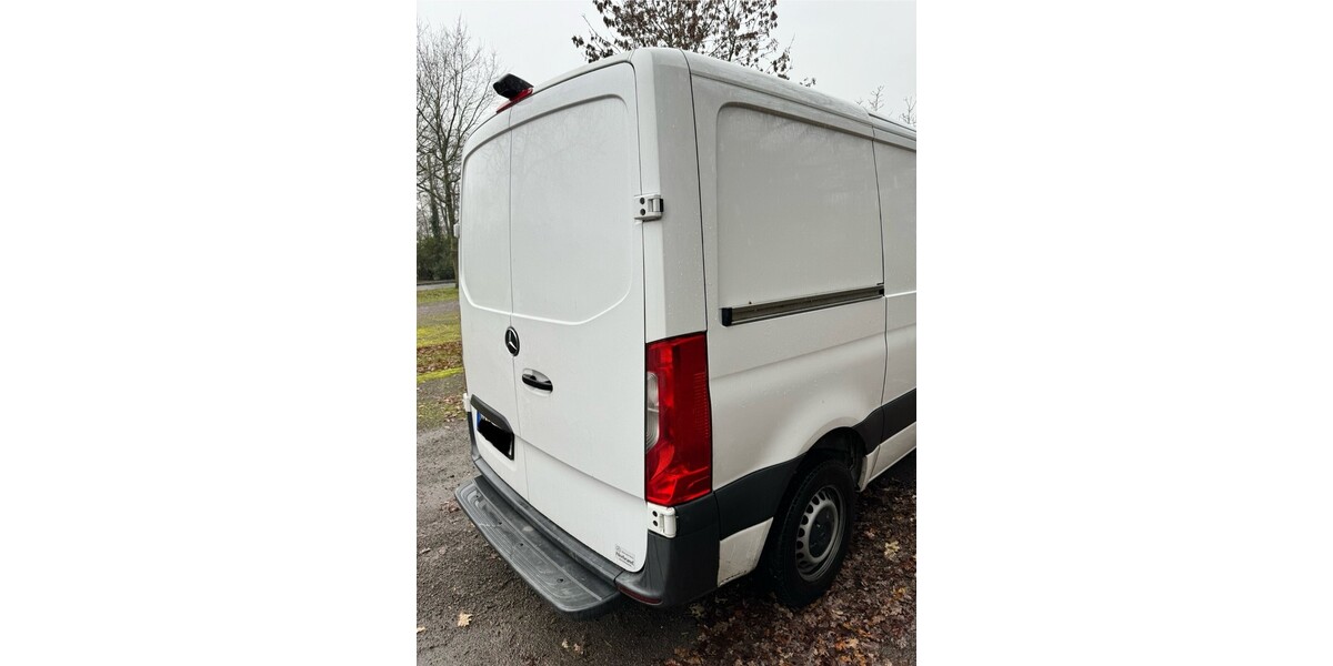 Mercedes-Benz Sprinter 131.197 km 32.500 &euro; Rheinberg 47495