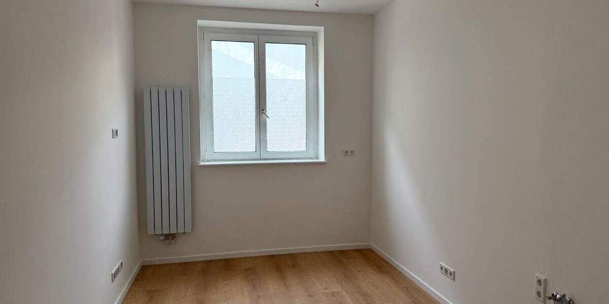 Etagenwohnung Düsseldorf Pempelfort - 3 Zimmer, 42 m&sup2;, 235.000&euro; | Angebot:25683345