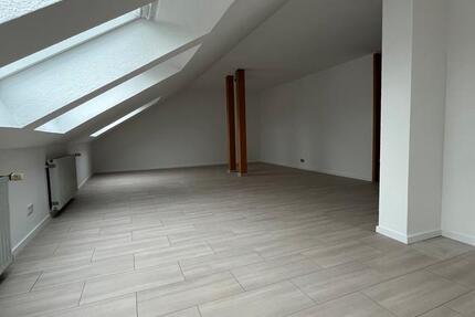 Wohnung Voerde (Niederrhein) - 2.5 Zimmer, 65 m&sup2;, 650&euro; | Angebot:25830173