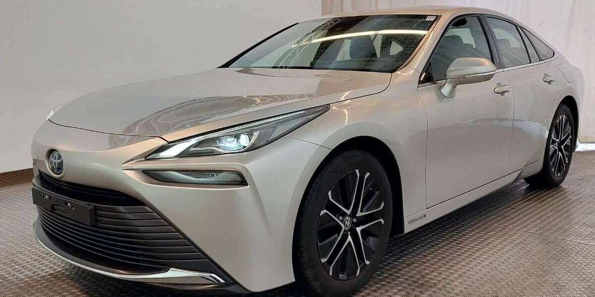 Toyota Mirai 55.500 km 14.900 &euro; Kaarst (bei Düsseldorf) 41564