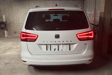 Seat Alhambra 275.000 km 9.900 &euro; Düsseldorf 40589