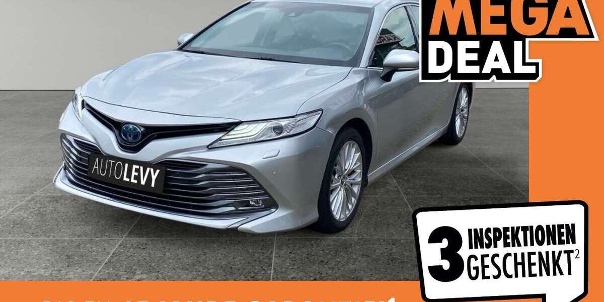 Toyota Camry 105.169 km 25.990 &euro; Düsseldorf 40595