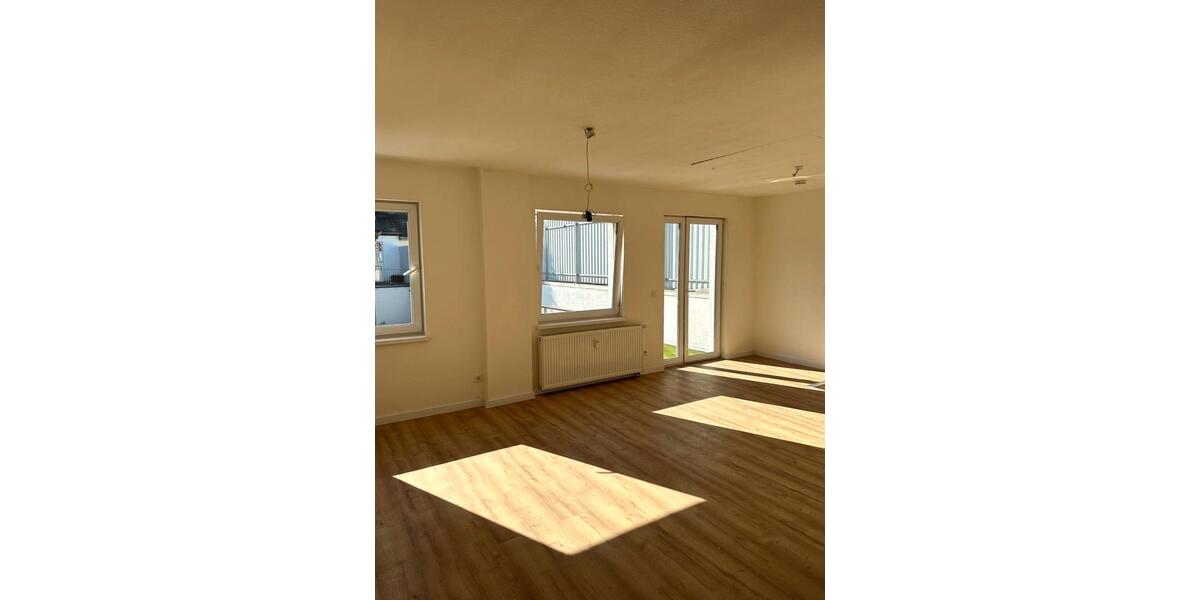 Maisonettenwohnung Krefeld Fischeln - 3 Zimmer, 100 m&sup2;, 900&euro; | Angebot:25865882