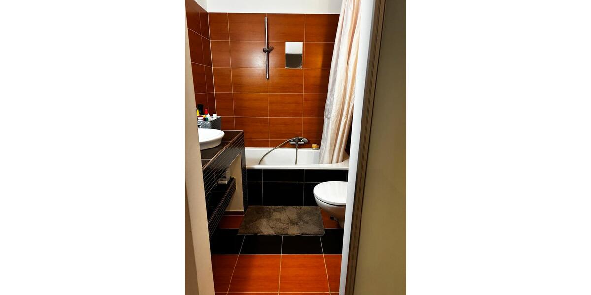 Etagenwohnung Essen Huttrop - 2 Zimmer, 42 m&sup2;, 550&euro; | Angebot:25933020