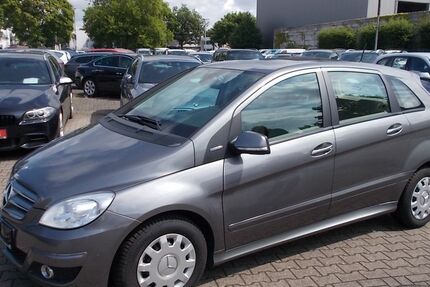 Mercedes-Benz B 180 82.919 km 8.700 &euro; Willich 47877