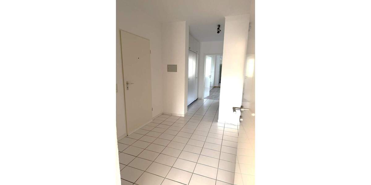 Etagenwohnung Düsseldorf Düsseltal - 2 Zimmer, 74 m&sup2;, 875&euro; | Angebot:25916628