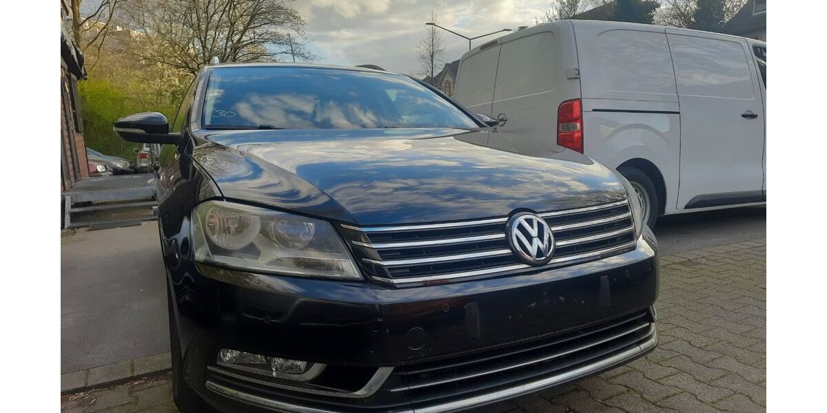 VW Passat Variant 172.000 km 5.950 &euro; Essen 45276