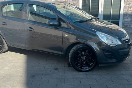 Opel Corsa 89.000 km 5.890 &euro; Oberhausen 46145