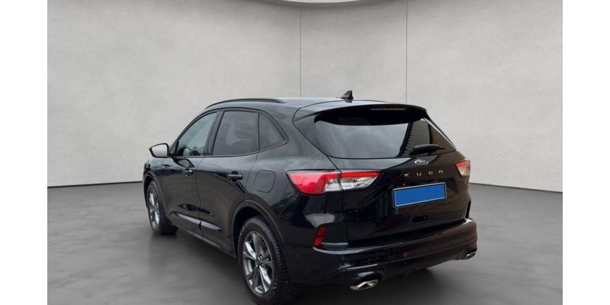 Ford Kuga 16.800 km 23.400 &euro; Essen 45276