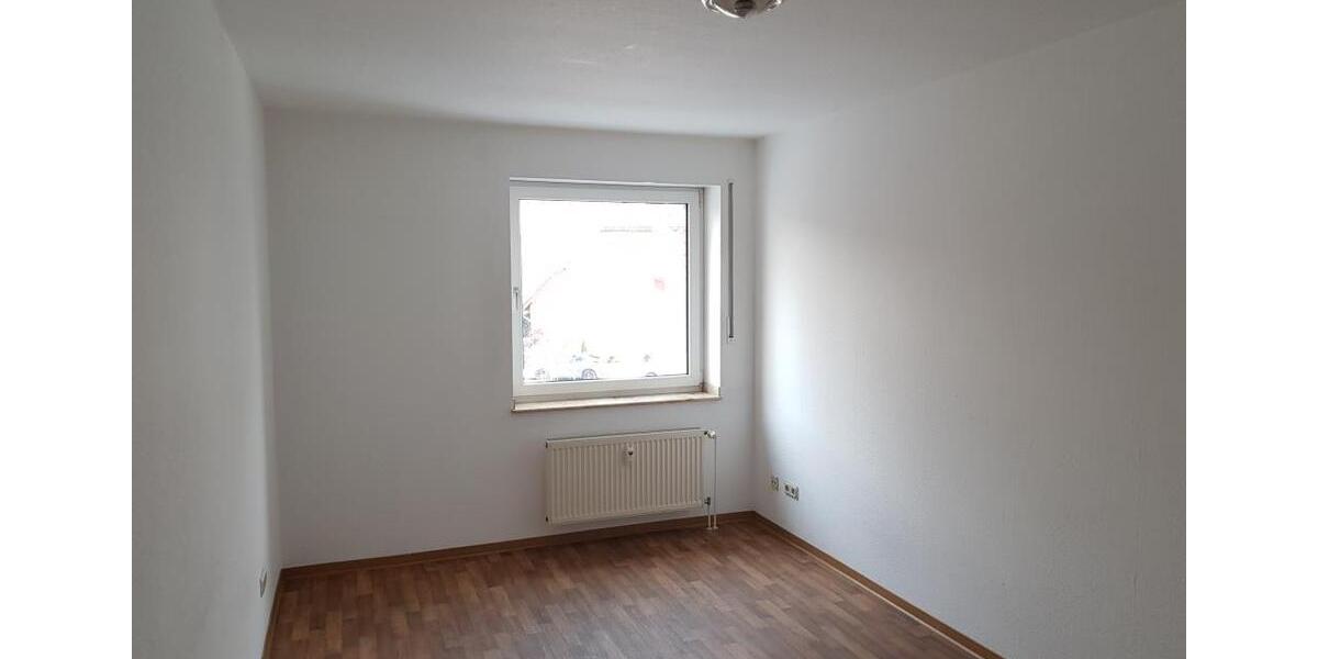 Etagenwohnung Duisburg Hamborn - 2.5 Zimmer, 64 m&sup2;, 576&euro; | Angebot:25956775