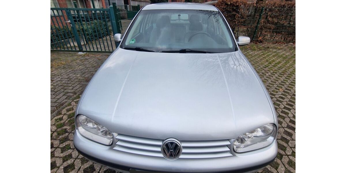 VW Golf 224.826 km 750 &euro; Nettetal 41334