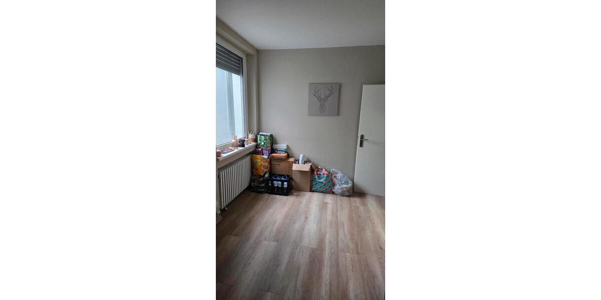 Etagenwohnung Duisburg Mittelmeiderich - 2.5 Zimmer, 70 m&sup2;, 720&euro; | Angebot:25974984