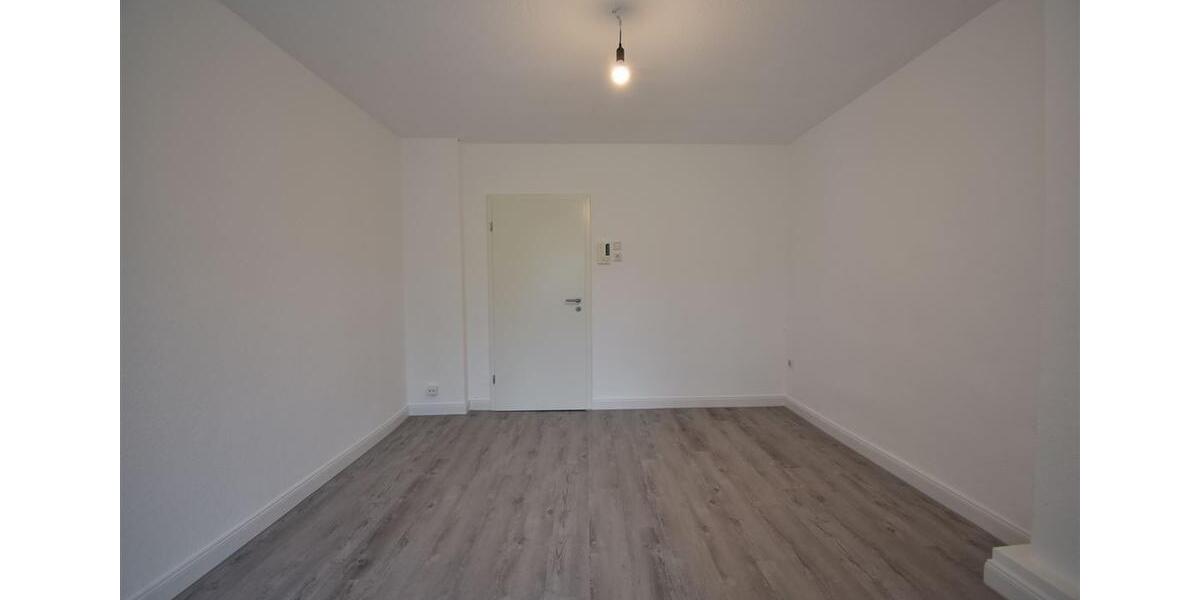 Etagenwohnung Duisburg Mittelmeiderich - 3 Zimmer, 72 m&sup2;, 645&euro; | Angebot:18971901
