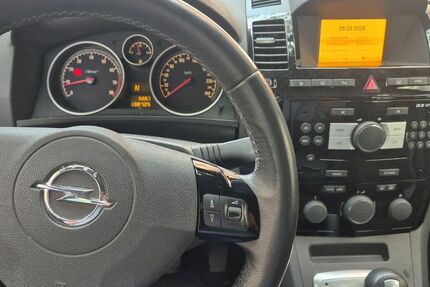 Opel Zafira 138.500 km 6.900 &euro; Düsseldorf 40239