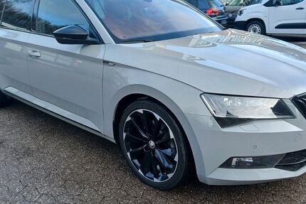 Skoda Superb 189.000 km 16.950 &euro; Ratingen 40882