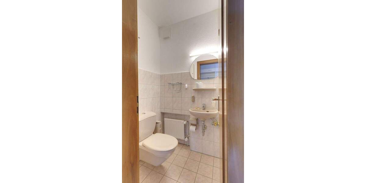 Bungalow Duisburg Alt-Homberg - 7 Zimmer, 190 m&sup2;, 599.000&euro; | Angebot:25716922