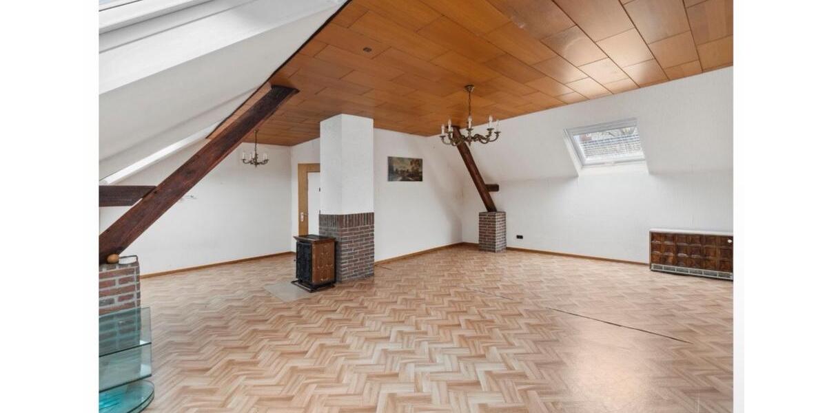 Etagenwohnung Kaarst - 4 Zimmer, 138 m&sup2;, 1.050&euro; | Angebot:25616668