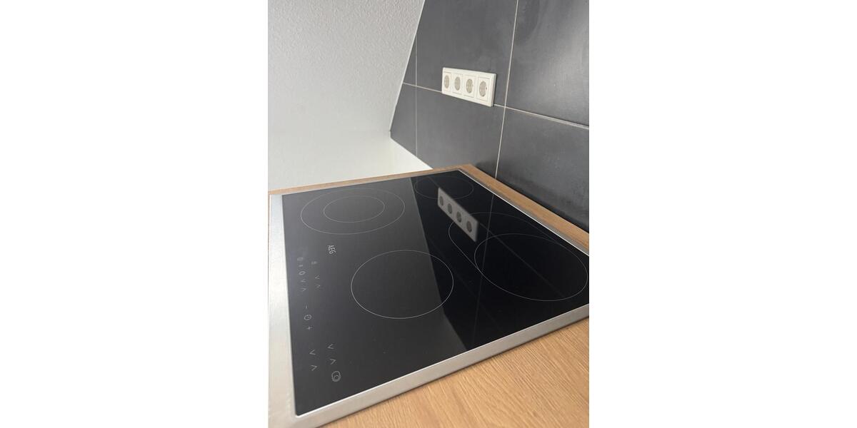 Dachgeschoßwohnung Krefeld Benrad - 2 Zimmer, 60 m&sup2;, 750&euro; | Angebot:26623850
