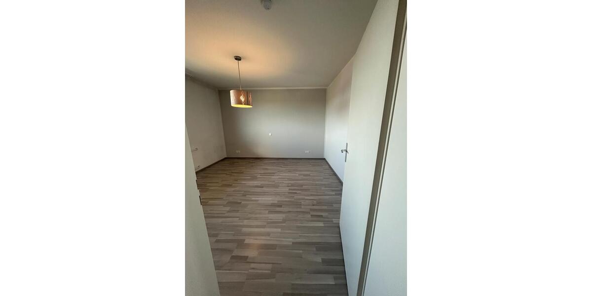 Etagenwohnung Voerde (Niederrhein) - 3.5 Zimmer, 83 m&sup2;, 154.500&euro; | Angebot:26650048