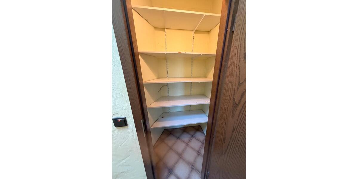 Etagenwohnung Viersen Hülsdonk - 2 Zimmer, 58 m&sup2;, 650&euro; | Angebot:26700832