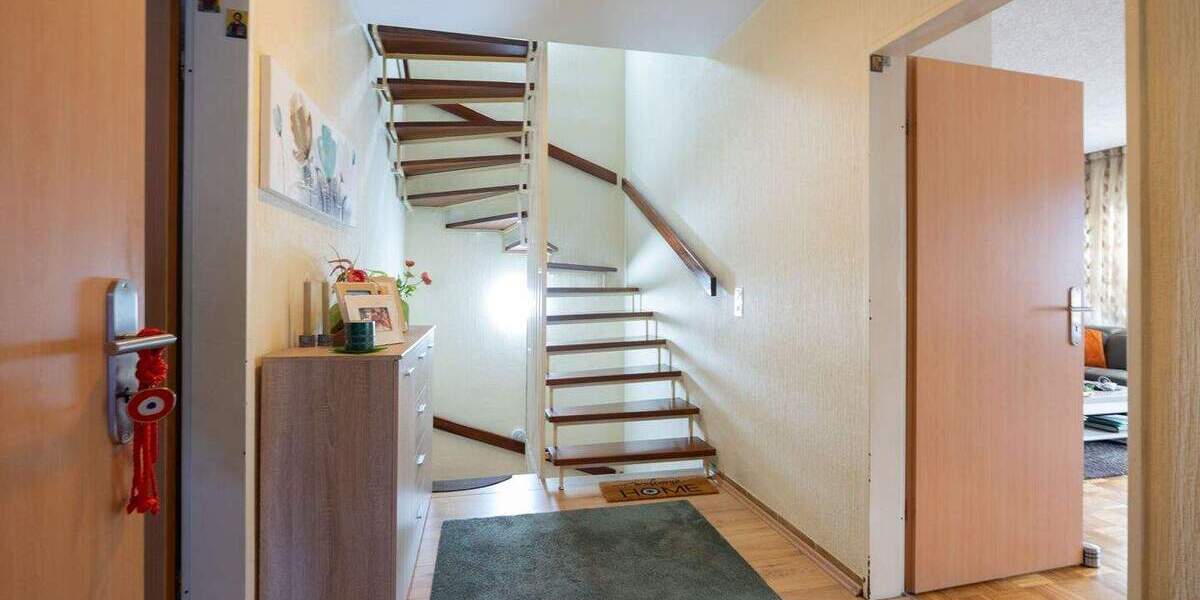 Doppelhaushälfte Krefeld-Linn Linn - 6 Zimmer, 161 m&sup2;, 398.000&euro; | Angebot:25695264