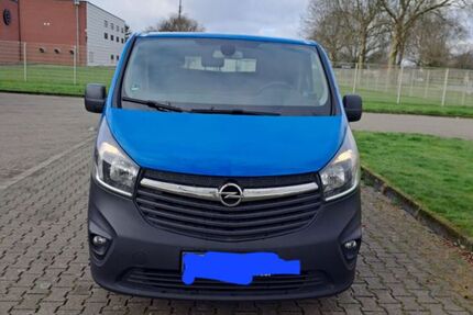 Opel Vivaro 195.081 km 8.296 &euro; Mülheim an der Ruhr 45476