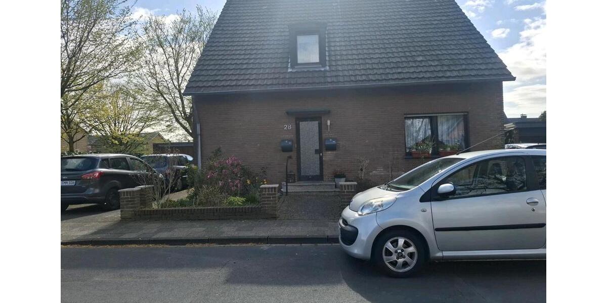Mehrfamilienhaus, Wohnhaus Nettetal - 9 Zimmer, 125 m&sup2;, 360.000&euro; | Angebot:26040796