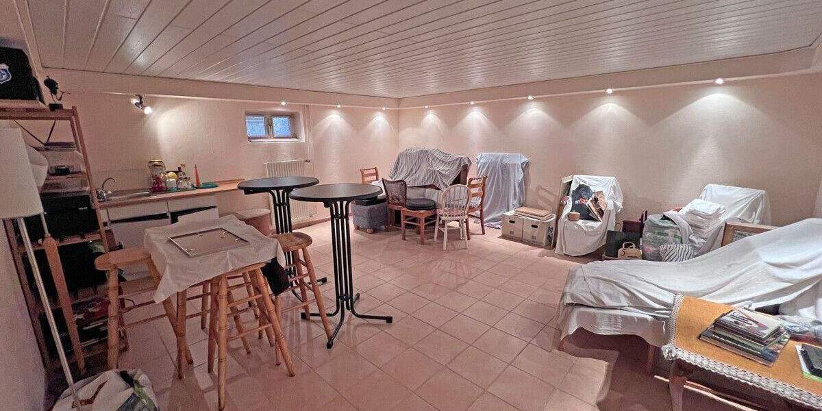 Reihenendhaus Kamp-Lintfort Lintfort - 5 Zimmer, 195 m&sup2;, 349.000&euro; | Angebot:25799168