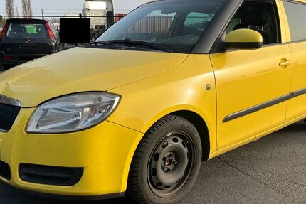 Skoda Fabia 271.650 km 650 &euro; Krefeld 47803