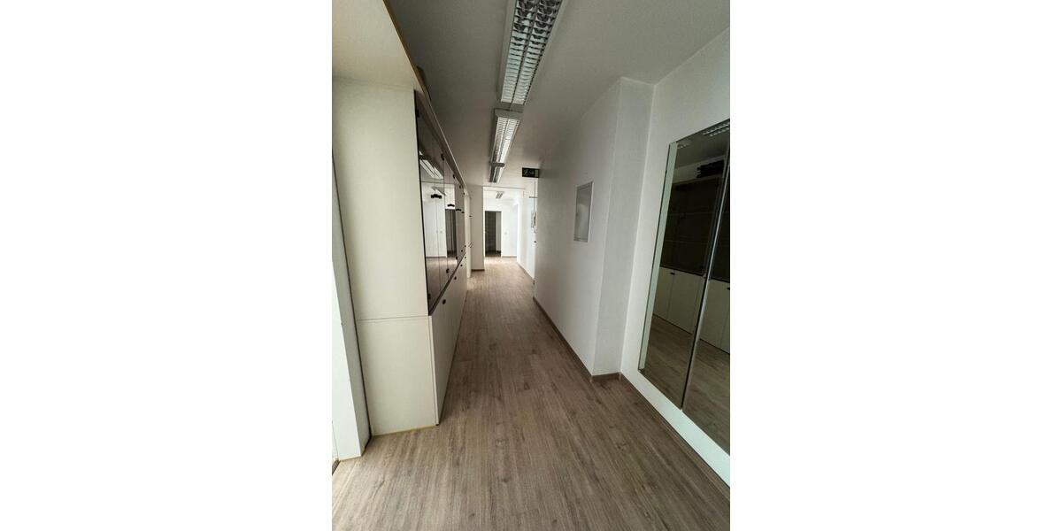 Gewerbeobjekt Duisburg Duisburg-Mitte - 750&euro; | Angebot:25354877