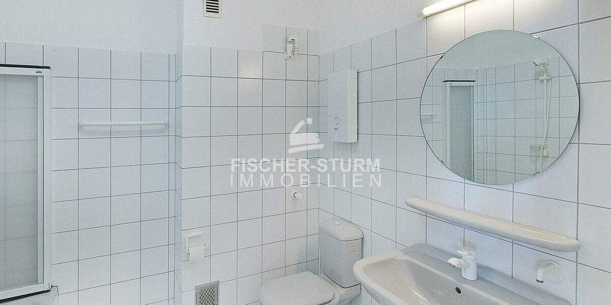 Etagenwohnung Düsseldorf Oberkassel - 3 Zimmer, 84 m&sup2;, 495.000&euro; | Angebot:25744670